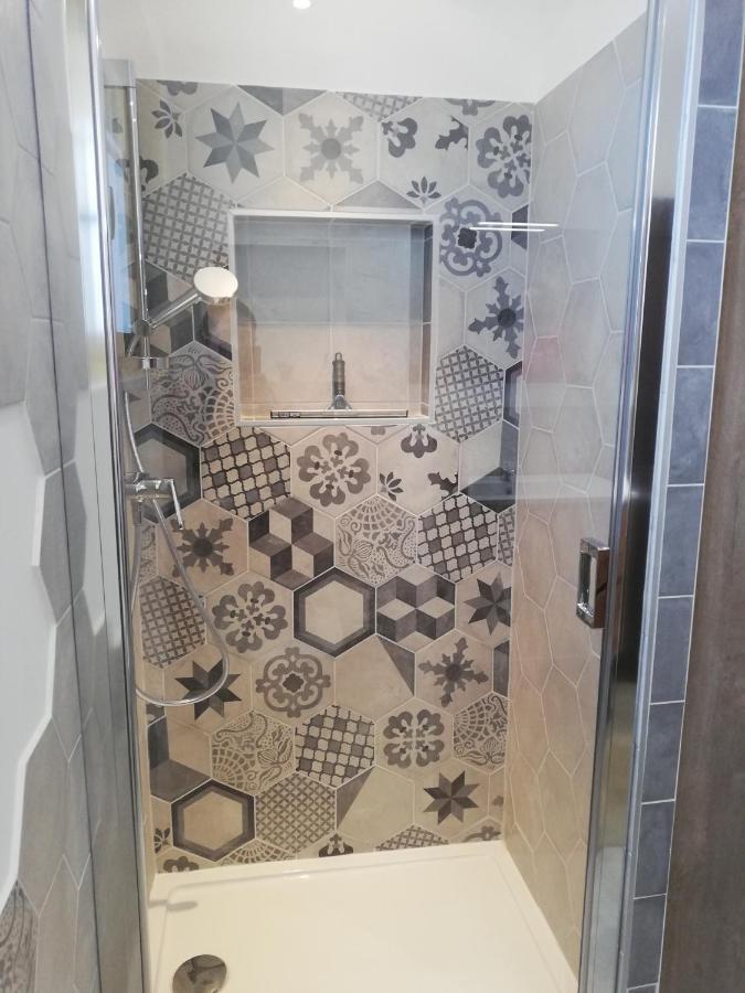 Molleges Maison Provencale Spa Sauna Piscine מראה חיצוני תמונה