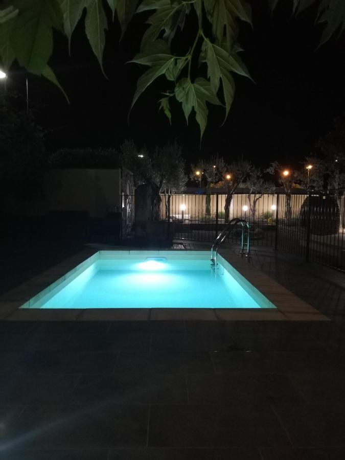 Molleges Maison Provencale Spa Sauna Piscine מראה חיצוני תמונה