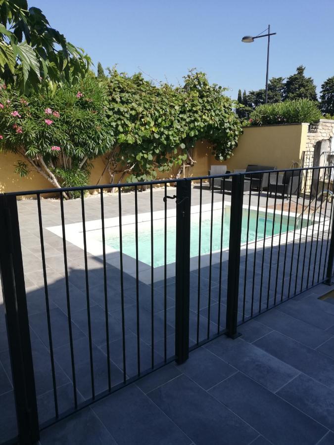 Molleges Maison Provencale Spa Sauna Piscine מראה חיצוני תמונה